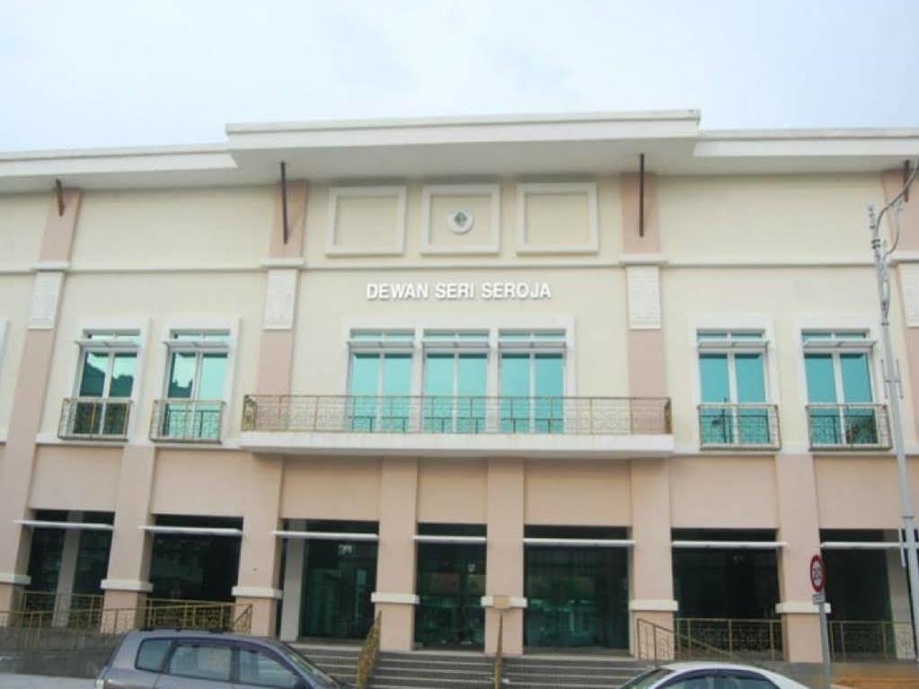 Mihrab Hotel Putrajaya Esterno foto